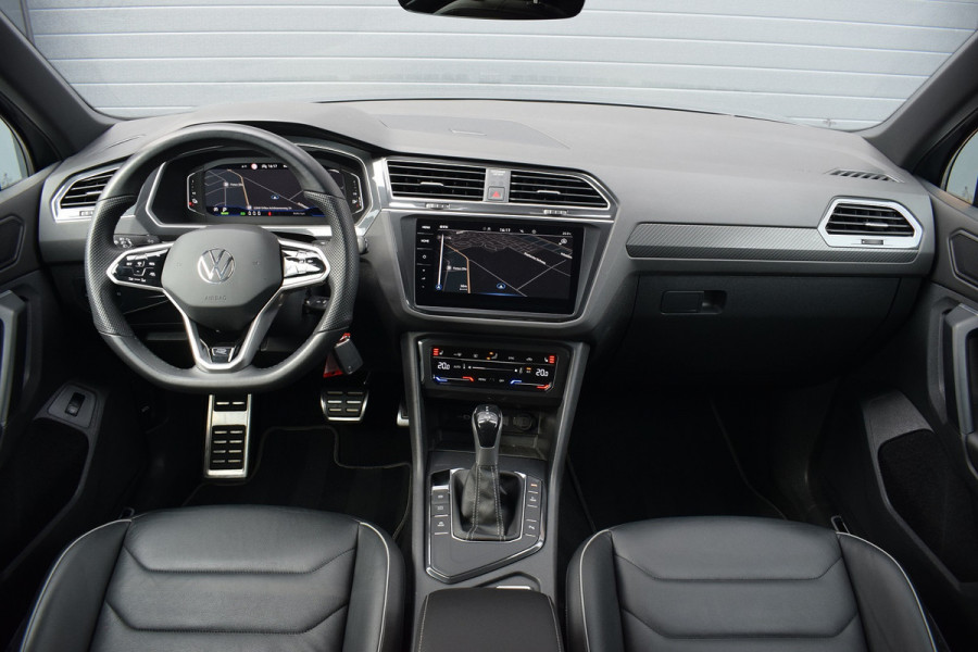 Volkswagen Tiguan 1.4 TSI eHybrid R-Line Black Style | Leer | Camera | Trekhaak