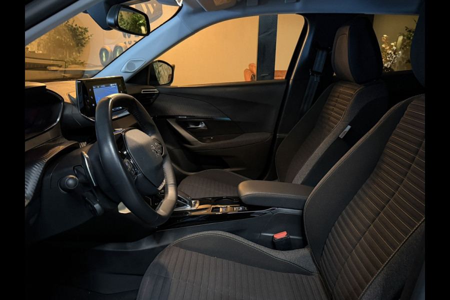 Peugeot 2008 1.2 PureTech Style Pack Garantie Carplay Cruise Navi Clima Led PDC Rijklaar