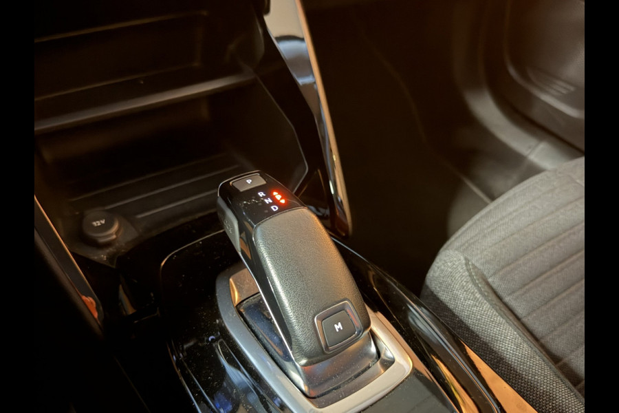 Peugeot 2008 1.2 PureTech Style Pack Garantie Carplay Cruise Navi Clima Led PDC Rijklaar