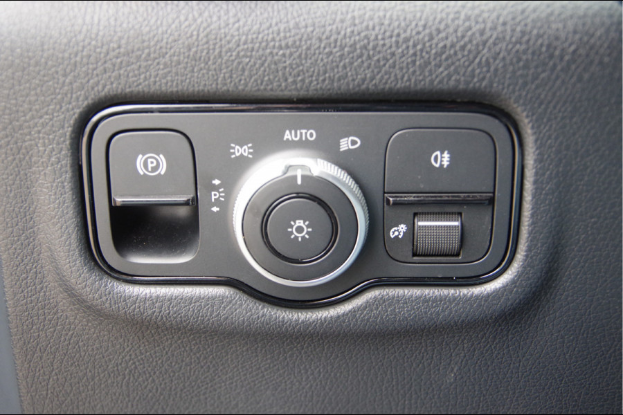 Mercedes-Benz Vito 116 CDI L2 3-ZITS, AUT. LED, COMFORT STOEL, MBUX, NAVI, CAMERA, CRUISE, CLIMA, PARKEERSENSOREN