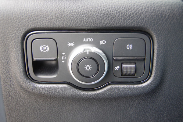 Mercedes-Benz Vito 116 CDI L2 3-ZITS, AUT. LED, COMFORT STOEL, MBUX, NAVI, CAMERA, CRUISE, CLIMA, PARKEERSENSOREN