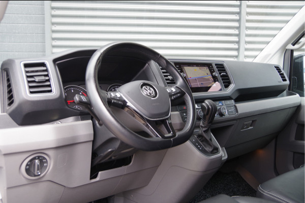 Volkswagen Crafter 35 2.0 TDI L3H3(L2H2) 75 EDITION 177PK AUT. LED, LEDER, TREKHAAK, ERGO ACTIVE GEVEERDE STOEL, STUURVERWARMING, STOELVERWARMING,