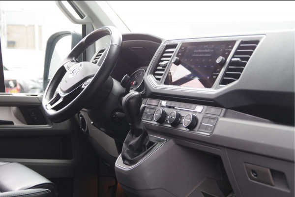 Volkswagen Crafter 35 2.0 TDI L3H3(L2H2) 75 EDITION 177PK AUT. LED, LEDER, TREKHAAK, ERGO ACTIVE GEVEERDE STOEL, STUURVERWARMING, STOELVERWARMING,