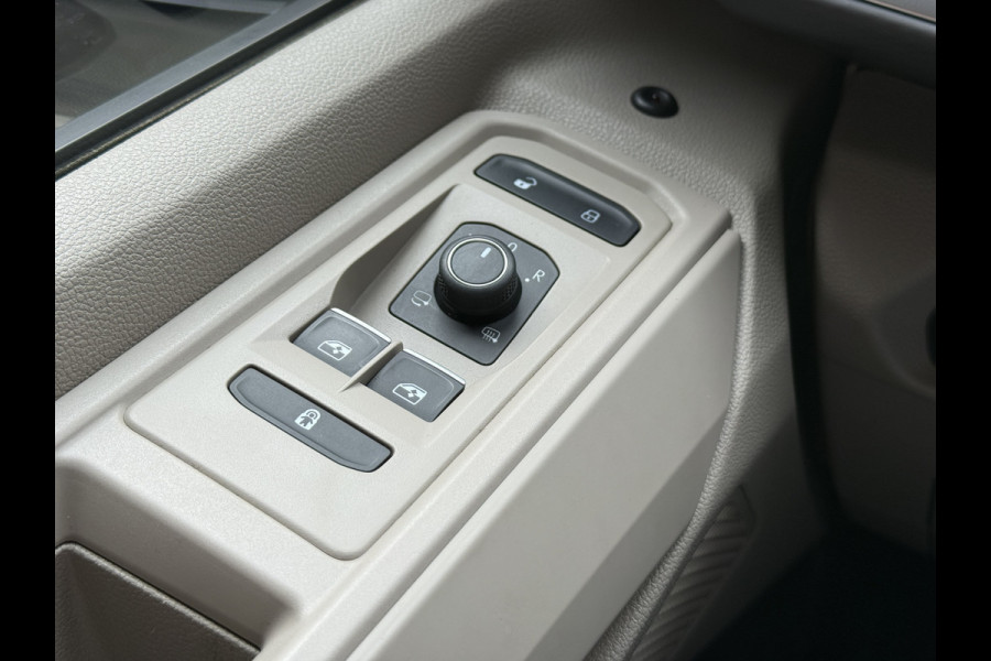 Volkswagen Multivan 1.4 eHybrid L2H1 Energetic | 360 Camera | Stoel/Stuurverwarming | IQ Light | Panoramadak | Apple Carplay | Keyless Entry/Go
