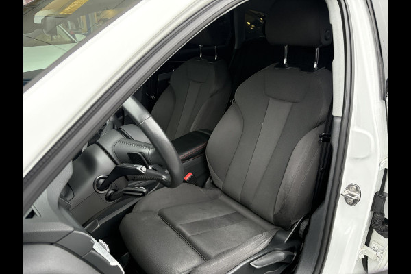 Audi A4 Avant 40 TFSI Design Pro Line Plus | Adaptieve cruise control | Stoelverwarming | 19" lichtmetalen velgen