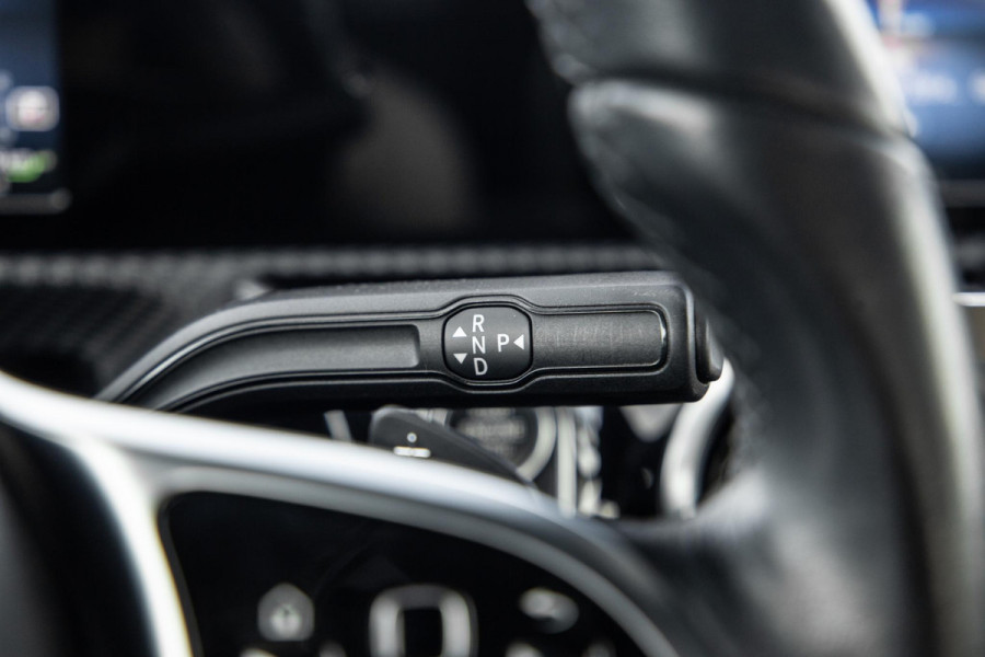 Mercedes-Benz A-Klasse 250 e Business Line CARPLAY / LEER / CAMERA / CRUISE CONTROLE / DEALER ONDERHOUDEN