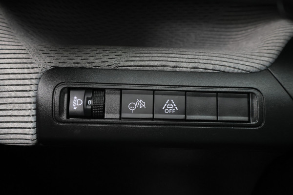 Citroën ë-C3 Max 113pk 44 kWh Leder/Stof, Virtual Cockpit, Climate, Cruise, Camera, Apple Carplay, PDC, 17''