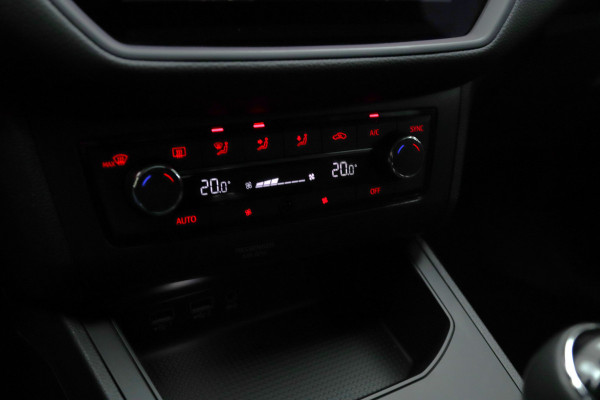 Seat Ibiza 1.0 TSI FR Business Intense, Climate Control, Carplay, Navigatie