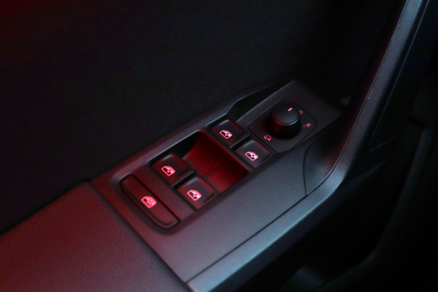 Seat Ibiza 1.0 TSI FR Business Intense, Climate Control, Carplay, Navigatie