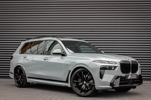 BMW X7 XDrive40d High Executive / HEAD- UP / PANO- DAK / LUCHTVERING / DRIVING ASSISANT / SOFTCLOSE / COMFORT SEATS / ALCANTARA