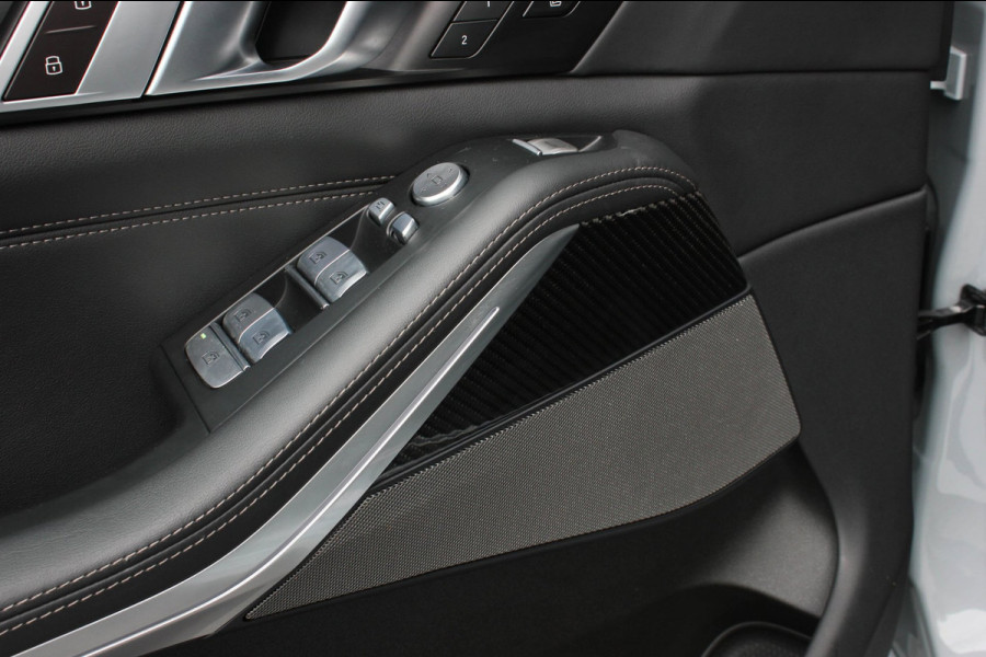 BMW X7 XDrive40d High Executive / HEAD- UP / PANO- DAK / LUCHTVERING / DRIVING ASSISANT / SOFTCLOSE / COMFORT SEATS / ALCANTARA