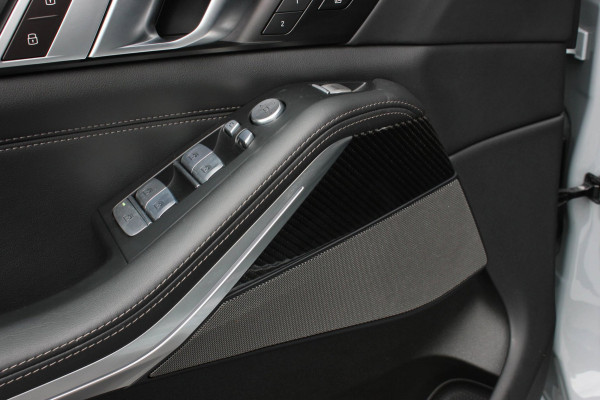 BMW X7 XDrive40d High Executive / HEAD- UP / PANO- DAK / LUCHTVERING / DRIVING ASSISANT / SOFTCLOSE / COMFORT SEATS / ALCANTARA