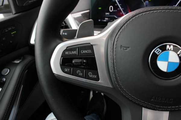 BMW X7 XDrive40d High Executive / HEAD- UP / PANO- DAK / LUCHTVERING / DRIVING ASSISANT / SOFTCLOSE / COMFORT SEATS / ALCANTARA
