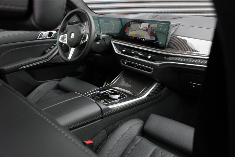 BMW X7 XDrive40d High Executive / HEAD- UP / PANO- DAK / LUCHTVERING / DRIVING ASSISANT / SOFTCLOSE / COMFORT SEATS / ALCANTARA