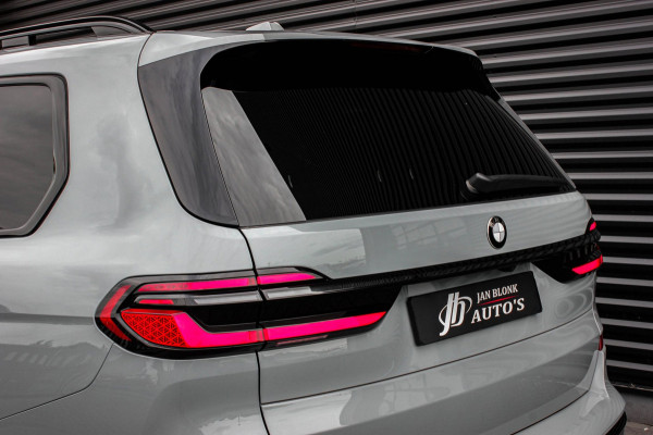 BMW X7 XDrive40d High Executive / HEAD- UP / PANO- DAK / LUCHTVERING / DRIVING ASSISANT / SOFTCLOSE / COMFORT SEATS / ALCANTARA