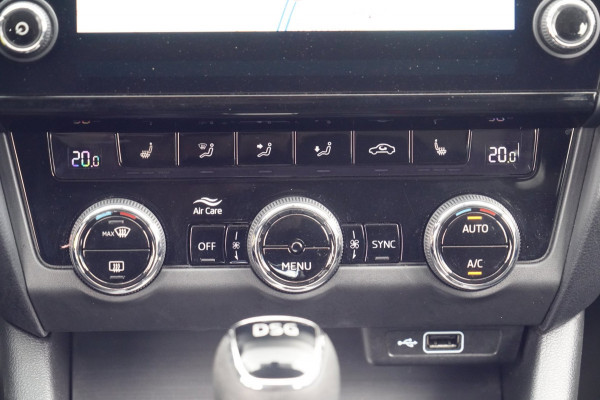 Škoda Octavia Combi 1.0 TSI Greentech Ambition Business / NL-Auto / Trekhaak / Facelift / Navi / Stoelverw.