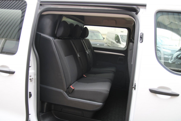 Peugeot Expert 2.0 BlueHDI 180PK automaat / DC 6 prs / Trekhaak / Camera / Dubbel Cabine