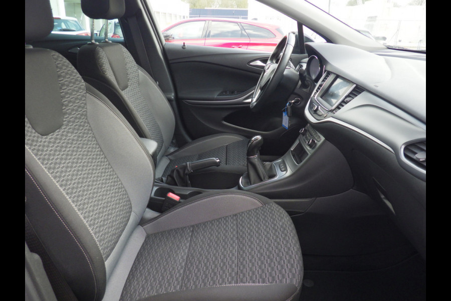 Opel Astra Sports Tourer 1.2 Edition, Trekhaak, Camera, Carplay, Cruise!