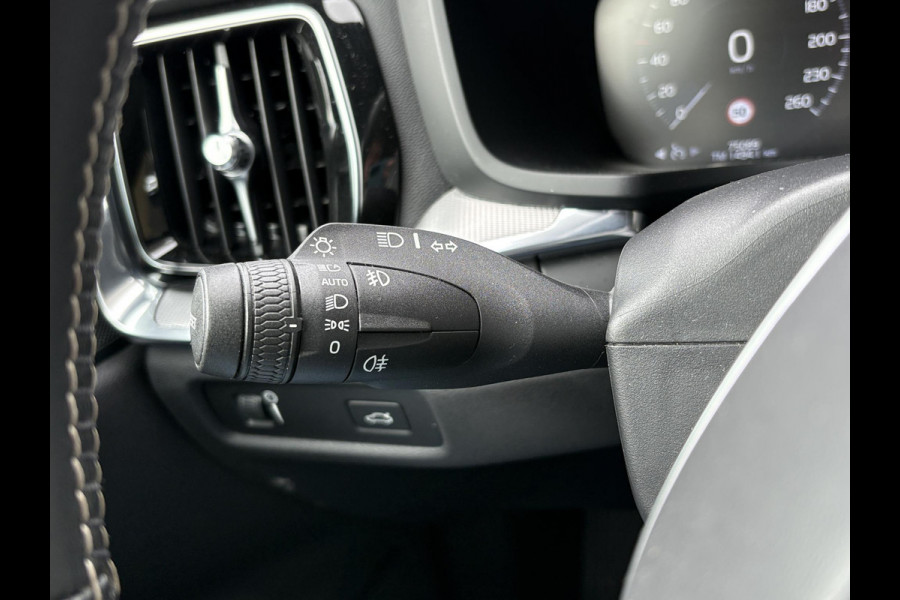 Volvo S60 2.0 B3 R-Design | Wegklapbare Trekhaak | Leder | Memory Seat | Clima | Navi |
