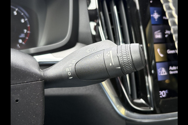 Volvo S60 2.0 B3 R-Design | Wegklapbare Trekhaak | Leder | Memory Seat | Clima | Navi |