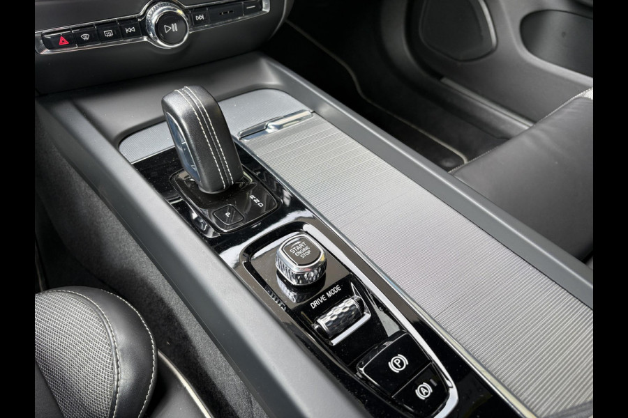 Volvo S60 2.0 B3 R-Design | Wegklapbare Trekhaak | Leder | Memory Seat | Clima | Navi |