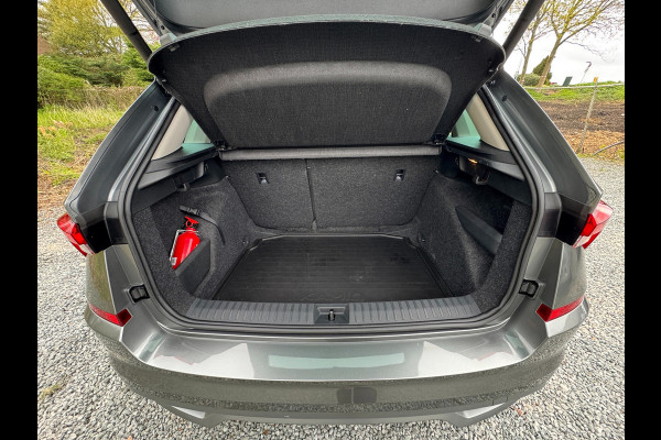 Škoda Kamiq 1.5 TSI 150PK ACT DSG BUSINESS EDITION CAMERA/NAVI/STUURVERW.