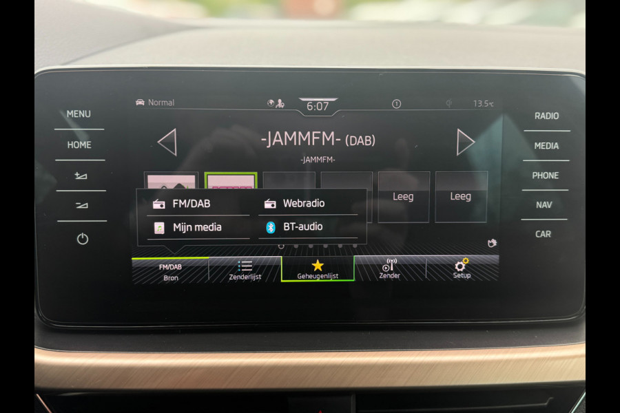 Škoda Kamiq 1.5 TSI 150PK ACT DSG BUSINESS EDITION CAMERA/NAVI/STUURVERW.