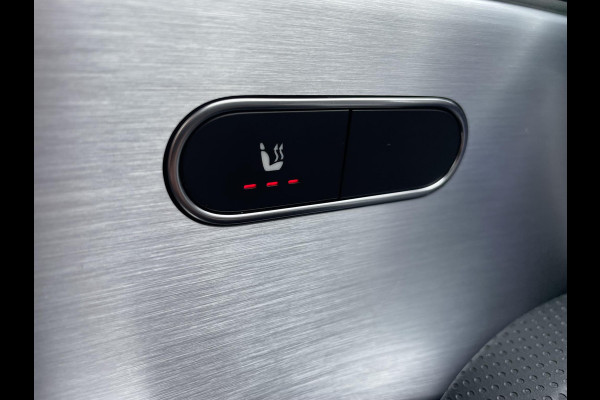 Mercedes-Benz CLA-Klasse 180 Business Solution AUT| STOELVERWARMING| SFEERVERLICHTING| ACHTERUITRIJCAMERA| 56.000KM!! | RIJKLAARPRIJS INCL. 12 MND BOVAG GARANTIE