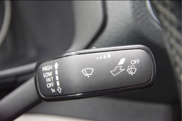 MAN TGE 3.180 35 2.0 177PK AUT. LED, 2X SCHUIDEUR, LEDER, TREKHAAK, CAMERA, CLIMA, STOELVERWARMING, STUURVERWARMING, VOORRUITVERWARMING,