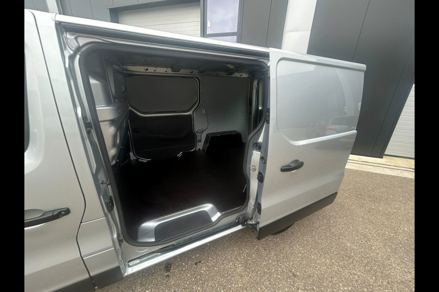 Renault Trafic 2.0 dCi luxe autom 150 pk 2 x schuifdeur