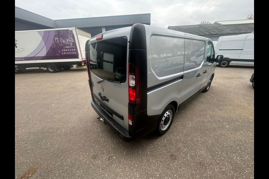 Renault Trafic 2.0 dCi luxe autom 150 pk 2 x schuifdeur