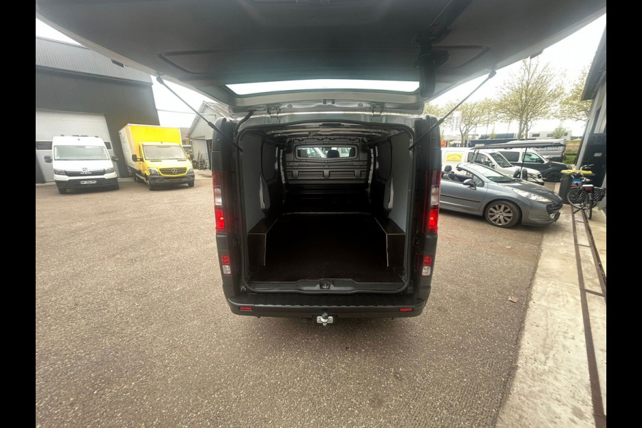 Renault Trafic 2.0 dCi luxe autom 150 pk 2 x schuifdeur