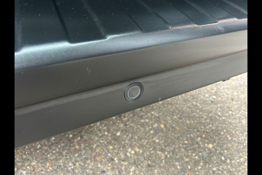 Renault Trafic 2.0 dCi luxe autom 150 pk 2 x schuifdeur