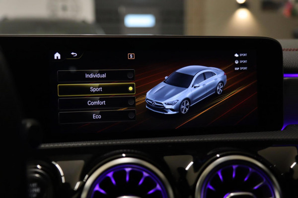Mercedes-Benz CLA-Klasse 250 AMG /PANO/SFEER/CARPLAY/MEM/360CAM/BOMVOL!