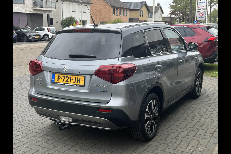 Suzuki Vitara 1.5 Hybrid Automaat Select Bi-Tone | Eerste eigenaar, Trekhaak, Dodehoekherkenning, Stoelverwarming, 17 inch, LED