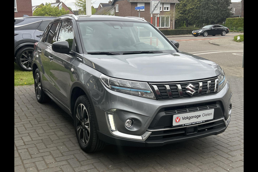 Suzuki Vitara 1.5 Hybrid Automaat Select Bi-Tone | Eerste eigenaar, Trekhaak, Dodehoekherkenning, Stoelverwarming, 17 inch, LED