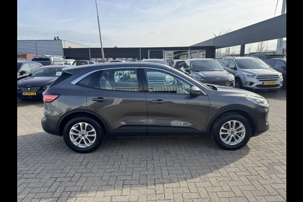 Ford Kuga 2.5 PHEV Titanium 123.000 km | Trekhaak | Winter Pack | Driver Pack |