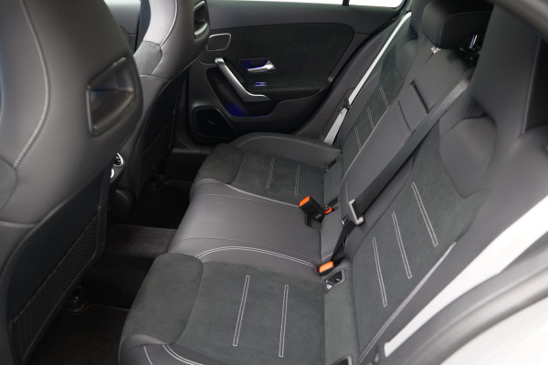 Mercedes-Benz A-Klasse A250e AMG Line |Pano|Memory|Burmester|HUD|