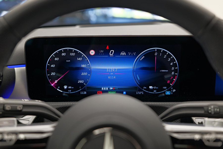 Mercedes-Benz A-Klasse A250e AMG Line |Pano|Memory|Burmester|HUD|