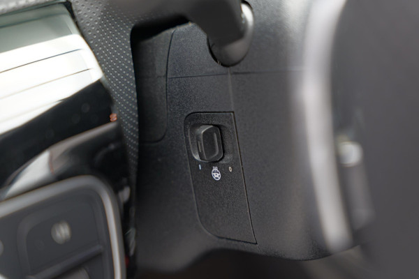 Mercedes-Benz A-Klasse A250e AMG Line |Pano|Memory|Burmester|HUD|