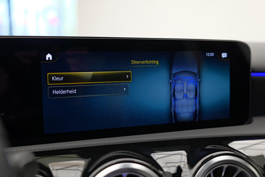 Mercedes-Benz A-Klasse A250e AMG Line |Pano|Ambient|Camera|