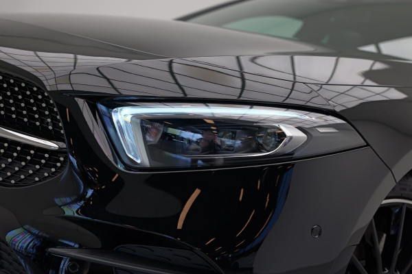 Mercedes-Benz A-Klasse A250e AMG Line |Pano|Ambient|Camera|