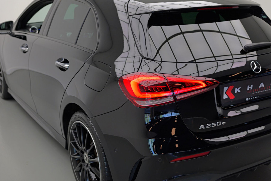 Mercedes-Benz A-Klasse A250e AMG Line |Pano|Ambient|Camera|