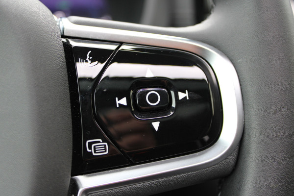 Volvo XC60 2.0 T8 Plug-in hybrid AWD Ultra Dark | Head-Up | Panoramadak | Leder | H&K | BLIS