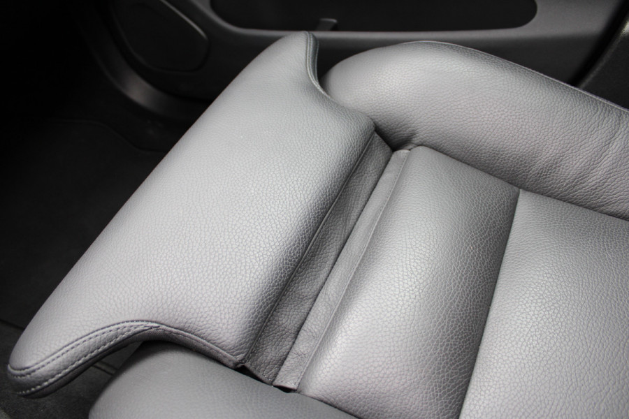 Volvo XC60 2.0 T8 Plug-in hybrid AWD Ultra Dark | Head-Up | Panoramadak | Leder | H&K | BLIS