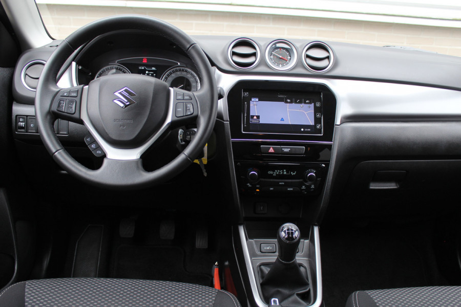 Suzuki Vitara 1.0 Boosterjet Select | Stoelverwarming | Camera | Cruise control
