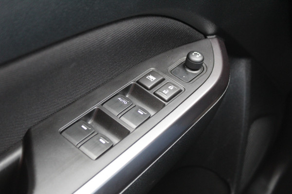 Suzuki Vitara 1.0 Boosterjet Select | Stoelverwarming | Camera | Cruise control