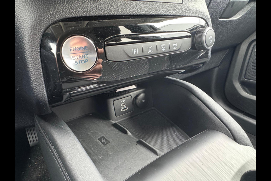 Ford Kuga 2.5 PHEV Titanium 243pk | Wegklapbare trekhaak | 2.100 kg Trekgewicht