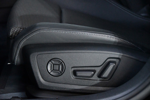 Audi A3 LIMOUSINE 35 TFSI S-Line*Pano*Sfeer*Matrix*Memory