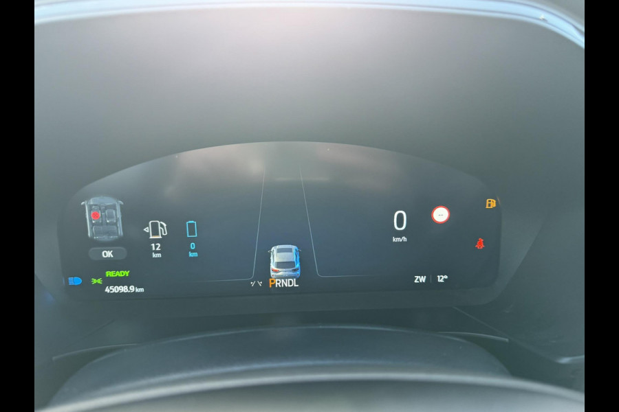 Ford Kuga 2.5 PHEV ST-Line 243pk | Nieuw Model! | Wegklapbare trekhaak | Winter Pack | 2.100kg Trekgewicht